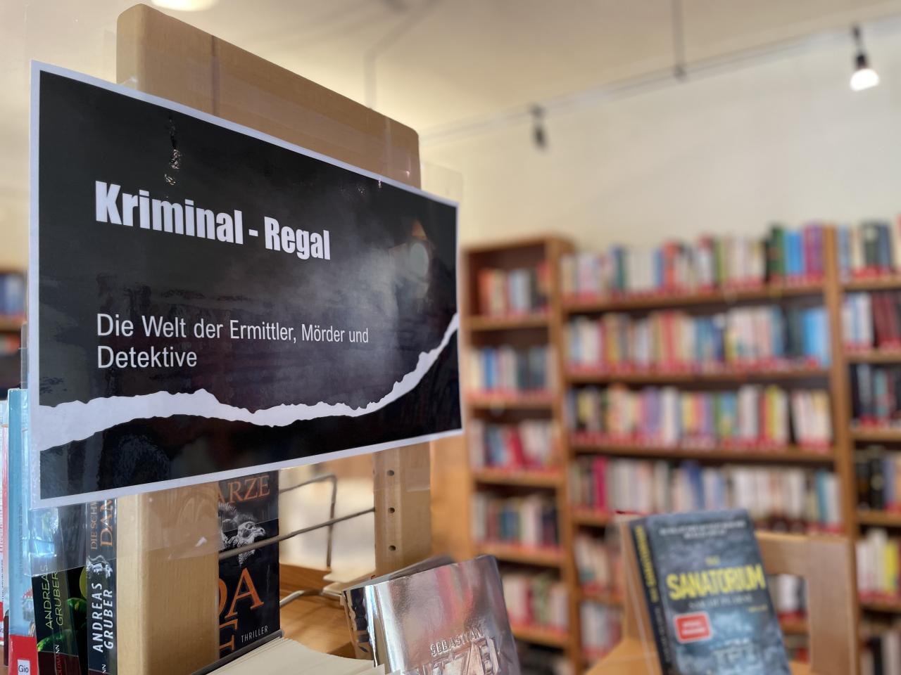 Krimiregal